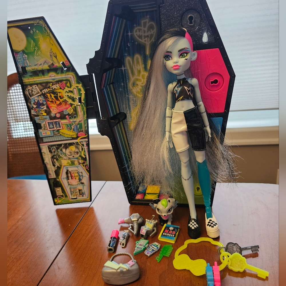 Monster High Frankie with Accessories